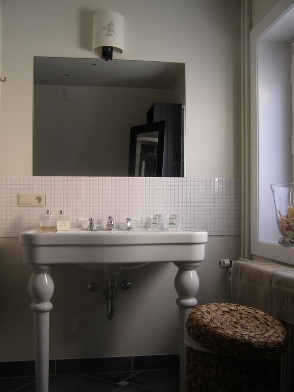 Huyze-Peppins Bed & Breakfast Maldegem Bagian luar foto